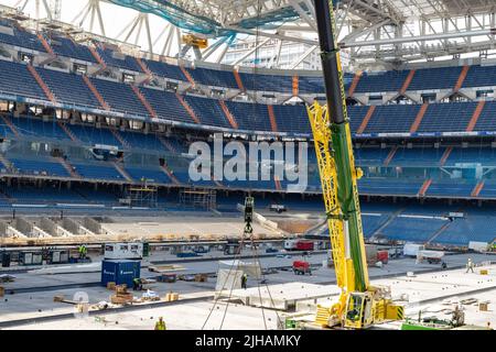 Santiago Bernabeu. Stadio. Interno dello stadio Santiago Bernabu con il processo di costruzione per la completa ristrutturazione del Real Madrid C.F Foto Stock