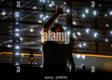 DJ Martin Garrix dei Paesi Bassi suona durante il festival musicale Colors of Ostrava sabato 16 luglio 2022, Ostrava, Repubblica Ceca. (Foto CTK/Vladimir Prycek) Foto Stock