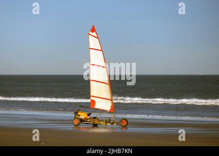 Vela di sabbia sulla spiaggia, Redcar Foto Stock