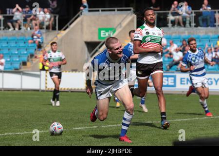 Halifax, Regno Unito. 17th luglio 2022. Prova Halifax Panthers durante la partita del campionato Betfred tra Halifax RLFC e Workington Town allo Shay Stadium, Halifax, Regno Unito, il 17 luglio 2022. Foto di Simon Hall. Solo per uso editoriale, licenza richiesta per uso commerciale. Nessun utilizzo nelle scommesse, nei giochi o nelle pubblicazioni di un singolo club/campionato/giocatore. Credit: UK Sports Pics Ltd/Alamy Live News Foto Stock