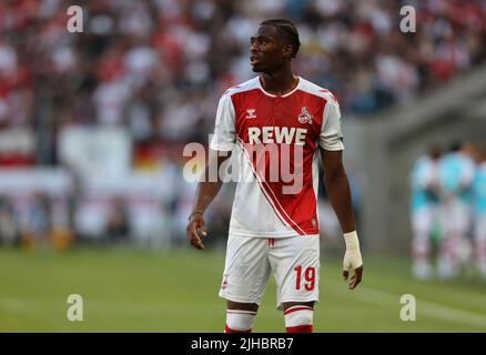 Colonia, Germania. 07th giugno 2022. Telekom Cup, 1. FC Cologne vs AC Milan, Kingsley Ehizibue (Colonia) guarda avanti. Credit: Juergen Schwarz/Alamy Live News Foto Stock