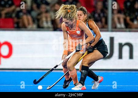 TERRASSA, SPAGNA - LUGLIO 17: Laura Nunnink dei Paesi Bassi durante la partita finale della Coppa del mondo delle Donne FIH di Hockey 2022 tra Paesi Bassi e Argentina all'Estadi Olímpic de Terrassa il 17 Luglio 2022 a Terrassa, Spagna (Foto di Patrick Goosen/Orange Pictures) Foto Stock