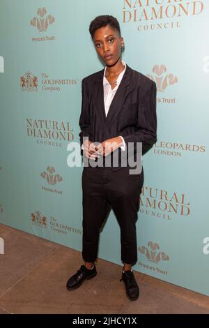 Gli ospiti partecipano al Leopard Awards alla Goldsmiths' Hall con: Yvon dove: Londra, Regno Unito quando: 02 Nov 2021 Credit: Phil Lewis/WENN Foto Stock