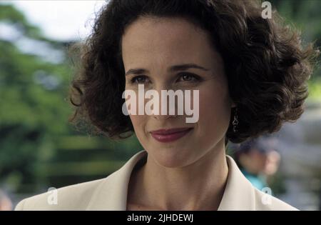 ANDIE MACDOWELL, quattro matrimoni e un funerale, 1994 Foto Stock