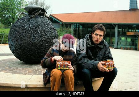 NICHOLAS HOULT, Hugh Grant, SU UN RAGAZZO, 2002 Foto Stock