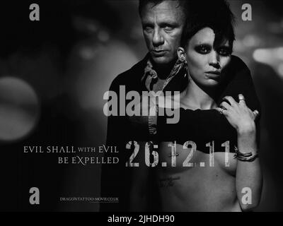 ROONEY MARA, Daniel Craig POSTER, la ragazza con il tatuaggio del drago, 2011 Foto Stock