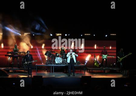 Roma, Italia. 17th luglio 2022. Simple Minds durante il 40 Years of Hits Tour, 17th luglio 2022, presso l'Auditorium Parco della Musica di Roma. Credit: Independent Photo Agency/Alamy Live News Foto Stock