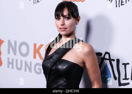 Beverly Hills, Stati Uniti. 17th luglio 2022. BEVERLY HILLS, LOS ANGELES, CALIFORNIA, USA - 17 LUGLIO: L'attrice italiana Marta Pozzan arriva all'evento No Kid Hungry x Cali Cares Charity tenutosi a Spago il 17 luglio 2022 a Beverly Hills, Los Angeles, California, Stati Uniti. (Foto di Xavier Collin/Image Press Agency) Credit: Image Press Agency/Alamy Live News Foto Stock