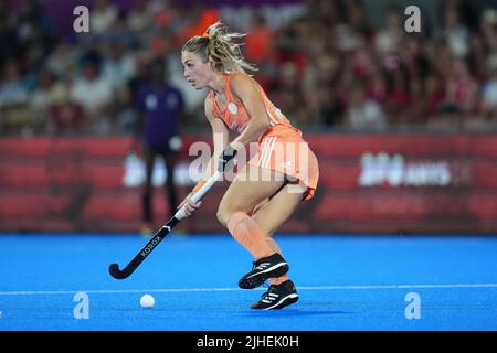 Laura Nunnink dei Paesi Bassi durante la partita finale della Coppa del mondo femminile tra Paesi Bassi e Argentina disputata a Estadi Olimpic de Terrassa il 17 luglio 2022 a Terrasa, Barcellona, Spagna. (Foto di Bagu Blanco / PRESSINPHOTO) Foto Stock