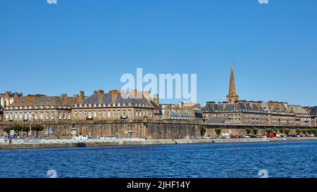 Immagine di San Malo murato in città Foto Stock