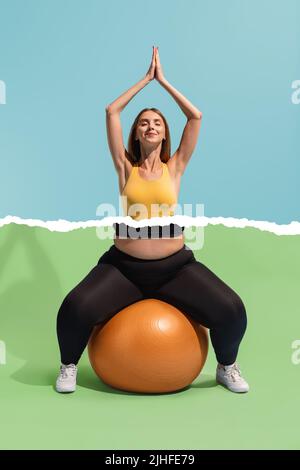 Collage concettuale con giovane ragazza slim con il corpo della donna più-size facendo esercizi isolati su sfondo colorato. Perdita di peso, fitness, sano Foto Stock