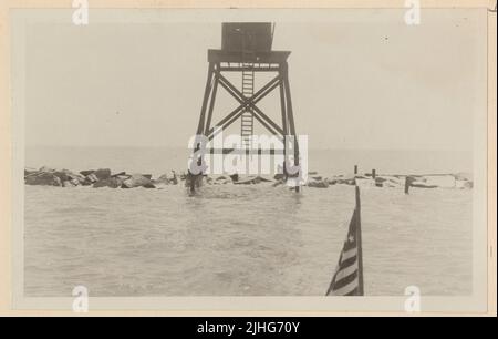 Texas - Galveston. Galveston Jetty Light Station, Texas. Da 100' N. Foto Stock