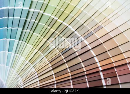 Campioni di vernice colori campitura, design d'interni. Sfondo astratto, spazio di copia. Carta da parati multicolore. Foto Stock