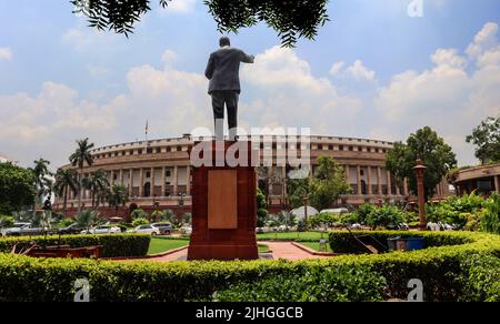 New Delhi, India. 18th luglio 2022. Una visione della Camera del Parlamento sulla base del primo giorno monsone sessione 2022 del Parlamento, a Nuova Delhi. Credit: SOPA Images Limited/Alamy Live News Foto Stock