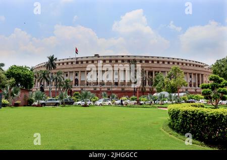 New Delhi, India. 18th luglio 2022. Una visione della costruzione della Camera del Parlamento durante il primo giorno monsone sessione 2022 del Parlamento, a Nuova Delhi. Credit: SOPA Images Limited/Alamy Live News Foto Stock