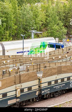 GD e Gfot alla stazione ferroviaria di Pasila a Helsinki, Finlandia. Foto Stock