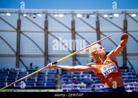 Eugene, Oregon, USA, 18 luglio 2022. Olandese Anouk Vetter ritratto in azione durante la gara di lancio javelin, parte dell'eptathlon femminile, in occasione della IAAF World Athletics Championships 19th a Eugene, Oregon, USA, lunedì 18 luglio 2022. I Mondi si svolgono dal 15 al 24 luglio, dopo essere stati rinviati nel 2021 a causa della pandemia del virus corona in corso. BELGA FOTO JASPER JACOBS Foto Stock