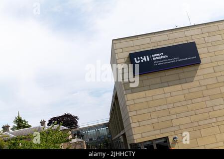 18 luglio 2022. UHI Moray, Moray Street, Elgin, Moray, IV30 1JJ. Questo è il nuovo logo e cartellonistica di UHI Moray. Credit - Jasperimage/AlamyLiveNews Foto Stock