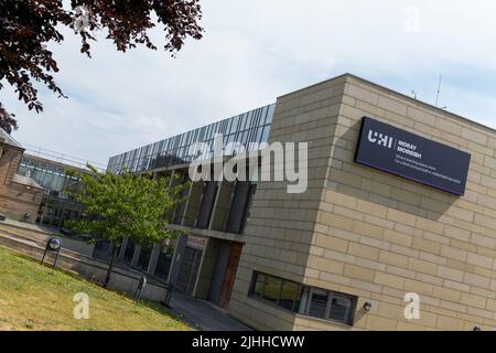 18 luglio 2022. UHI Moray, Moray Street, Elgin, Moray, IV30 1JJ. Questo è il nuovo logo e cartellonistica di UHI Moray. Credit - Jasperimage/AlamyLiveNews Foto Stock