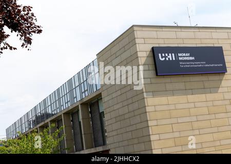 18 luglio 2022. UHI Moray, Moray Street, Elgin, Moray, IV30 1JJ. Questo è il nuovo logo e cartellonistica di UHI Moray. Credit - Jasperimage/AlamyLiveNews Foto Stock