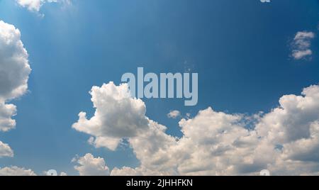 Sky, perfetto per la sostituzione del cielo, sfondi, screen saver o qualsiasi altra applicazione Foto Stock