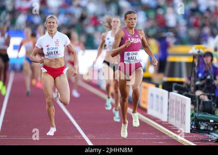 Anna Hall degli Stati Uniti durante l’Heptathlon femminile del 800m il quarto giorno dei Campionati mondiali di atletica a Hayward Field, Università dell’Oregon negli Stati Uniti. Data foto: Lunedì 18 luglio 2022. Foto Stock