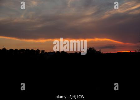 Roma, Italia. 18th luglio 2022. Vista del tramonto sulla terrazza del Gianicolo di Roma (Foto di Matteo Nardone/Pacific Press) Credit: Pacific Press Media Production Corp./Alamy Live News Foto Stock