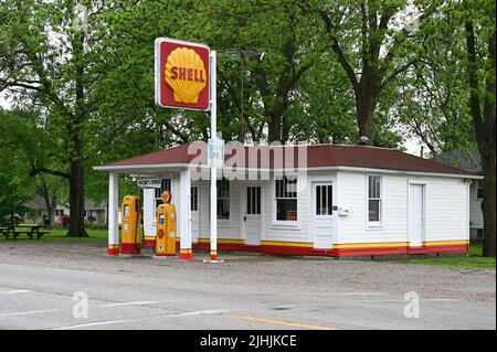 Soulsby Shell distributore di benzina del 1926, Mt. Olive, Illinois, Stati Uniti d'America Foto Stock