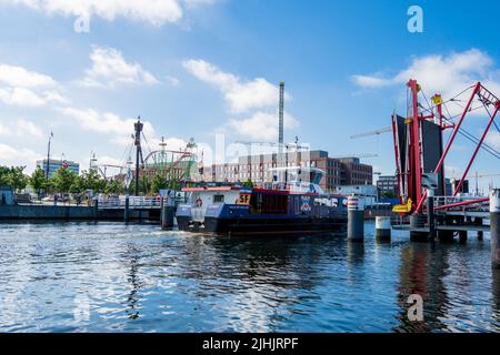 Kiel, Germania, giugno - 2022 Kieler Woche 2022 la calma celeste regna ancora nel Hörm prima dell'assalto dei visitatori di giorno Foto Stock