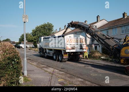 Cormac Groundworks relaying strada asfaltata Foto Stock