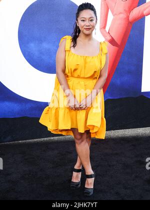 HOLLYWOOD, LOS ANGELES, CALIFORNIA, USA - 18 LUGLIO: Stephanie Hsu arriva al 'Nope' della prima mondiale delle immagini universali tenuto al TCL Chinese Theatre IMAX il 18 luglio 2022 a Hollywood, Los Angeles, California, Stati Uniti. (Foto di Xavier Collin/Image Press Agency) Foto Stock