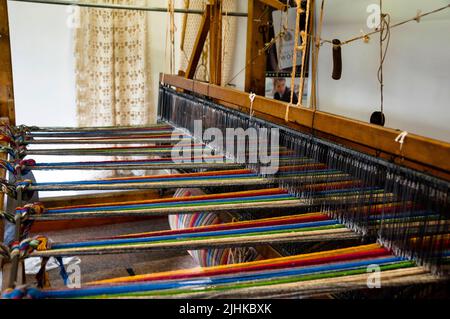 Telaio in legno nel negozio di Eddie Doherty ad Ardara, Irlanda. Foto Stock