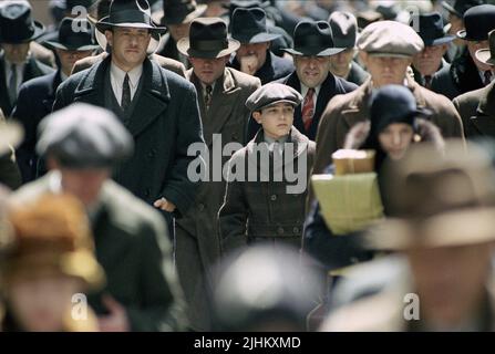 TOM HANKS, TYLER HOECHLIN, strada di perdizione, 2002 Foto Stock