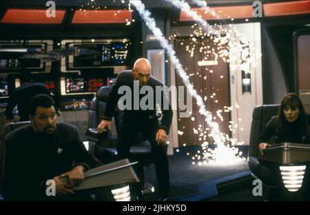 JONATHAN FRAKES, Patrick Stewart, MARINA SIRTIS, Star Trek: Nemesis, 2002 Foto Stock
