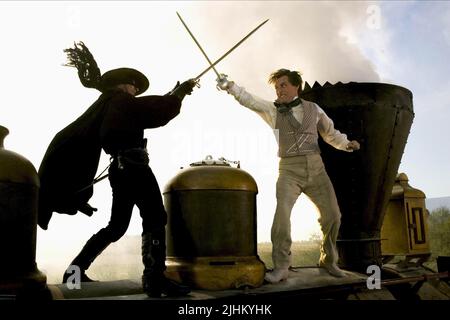 ANTONIO BANDERAS, Rufus Sewell, la leggenda di Zorro, 2005 Foto Stock