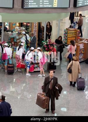 TOM HANKS, il terminale, 2004 Foto Stock