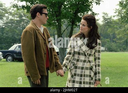 JOAQUIN PHOENIX, Reese Witherspoon, a piedi la linea, 2005 Foto Stock