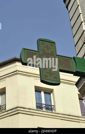 FRANCIA. PARIGI (75) 19 LUGLIO 2022. TEMPO CALDO. TEMPERATURE QUASI RECORD NELLA CAPITALE (LE 3RD PIÙ ALTE DALL'INIZIO DELLA REGISTRAZIONE DEI DATI NEL 1947) Foto Stock