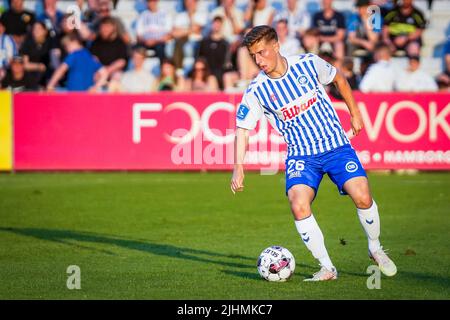 Odense, Danimarca. 18th luglio 2022. Agon Mucolli (26) di OB visto durante la partita Superliga del 3F tra Odense Boldklub e FC Nordsjaelland al Parco Naturale dell'energia di Odense. (Photo Credit: Gonzales Photo/Alamy Live News Foto Stock