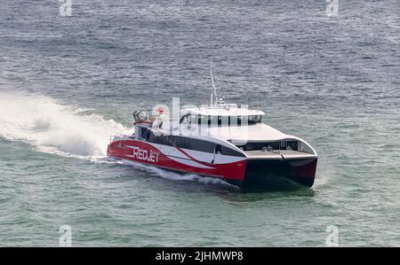 Red Jet High Speed Ferry, che opera tra Southampton e l'Isola di Wight UK Foto Stock