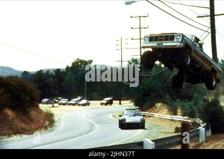 CAR CHASE, stunt in scena la caduta GUY, 1981 Foto Stock