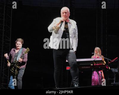 Arena, Verona, Italia, 18 luglio 2022, Simple Minds durante Simple Minds - 40 anni di visite Tour - Concerto di Musica Foto Stock