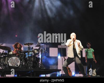 Arena, Verona, Italia, 18 luglio 2022, Simple Minds durante Simple Minds - 40 anni di visite Tour - Concerto di Musica Foto Stock