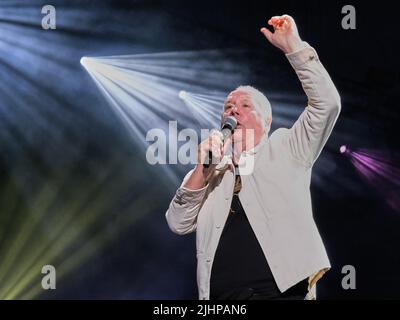 Arena, Verona, Italia, 18 luglio 2022, Jim Kerr durante Simple Minds - 40 anni di visite Tour - Concerto di Musica Foto Stock