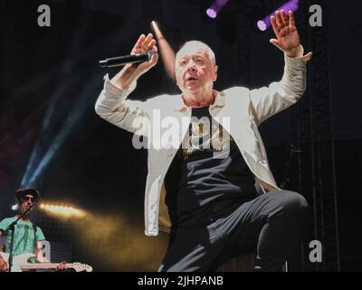 Arena, Verona, Italia, 18 luglio 2022, Jim Kerr durante Simple Minds - 40 anni di visite Tour - Concerto di Musica Foto Stock