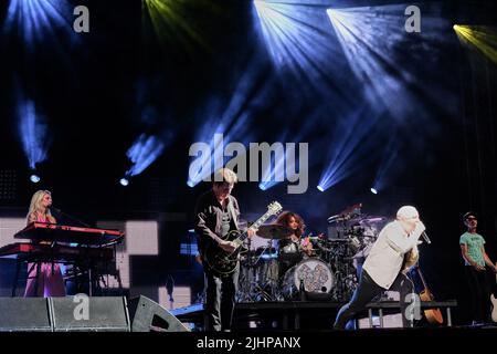 Arena, Verona, Italia, 18 luglio 2022, Simple Minds durante Simple Minds - 40 anni di visite Tour - Concerto di Musica Foto Stock