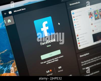 Galati, Romania - 19 giugno 2022: Applicazione Facebook disponibile su Microsoft Store per Windows 11 Foto Stock
