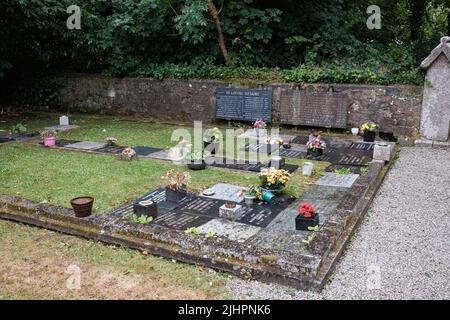 Esterno della chiesa evangelista di San Giovanni a Treslothan, Camborne Foto Stock