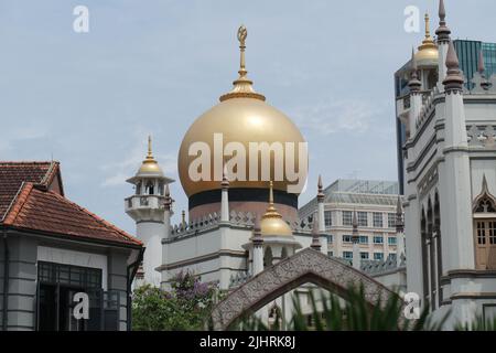 Singapore 1 giugno 2022. vista sulla strada del Sultano Masjid a singapore Foto Stock