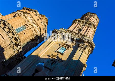 Campanile della Cattedrale. Facciata nord. Cattedrale di Santa Maria di Tudela - Catedral de Santa María. Tudela, Navarra, Spagna, Europa Foto Stock